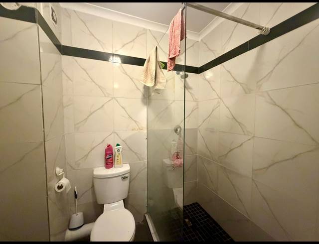2 BEDROOM FLAT FOR SALE IN ARBORETUM